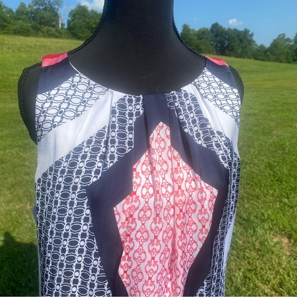 Dana Buchman Sleeveless Mini Dress Size M Geometric Print silky - Picture 2 of 7